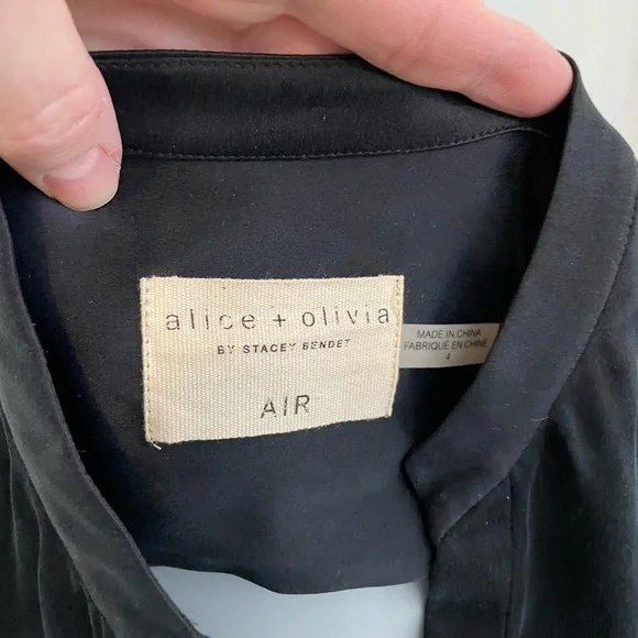 Alice + Olivia AIR black blouse size 4 - Picture 3 of 10